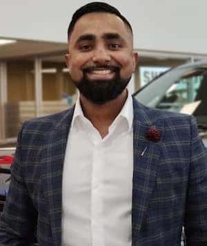 Usama Nasrullah Sales Manager