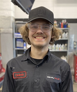 Quintin Bouliane Quick Service Technician